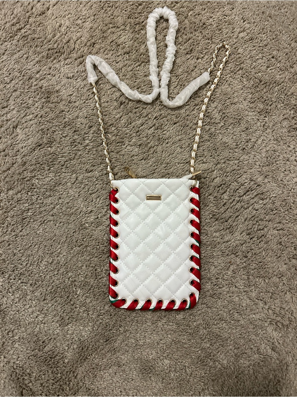 White & Red soft leather look With Gold Chain strap brand new & Gold zipper